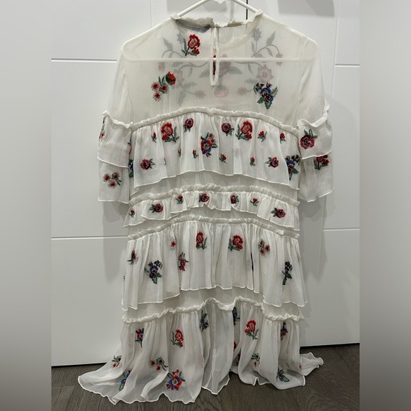 Women's Floral Embroidered Tiered Lace Chiffon Shift Mini Dress White - Picture 2 of 4